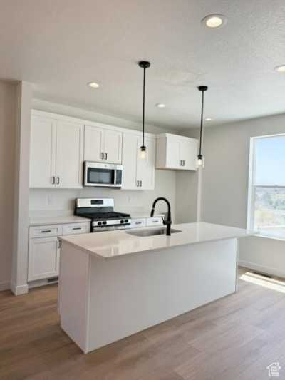 Home For Sale in West Jordan, Utah