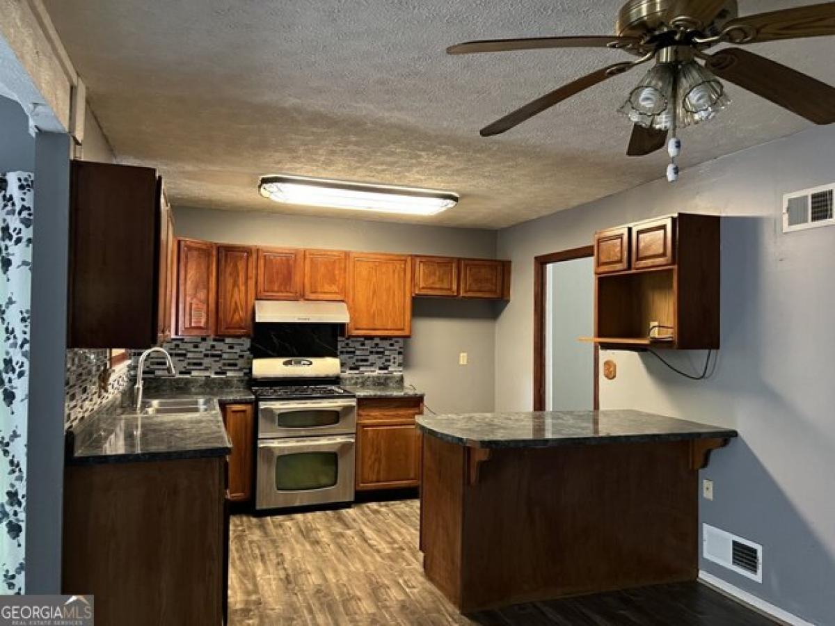 Picture of Home For Sale in Jonesboro, Georgia, United States