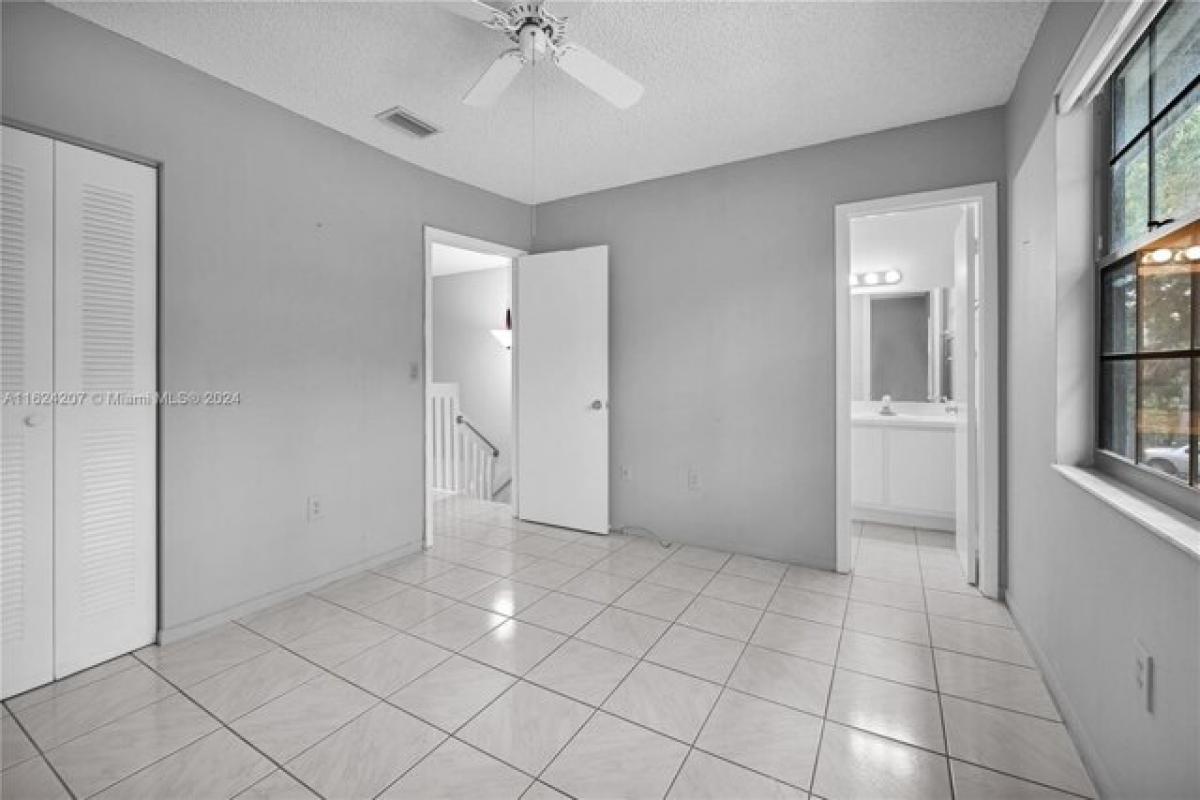 Picture of Home For Sale in Plantation, Florida, United States