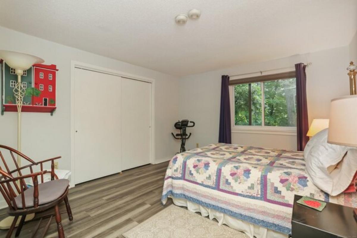 Picture of Home For Sale in Norwalk, Connecticut, United States