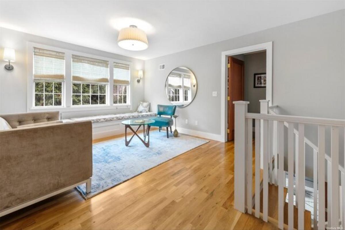 Picture of Home For Rent in East Hampton, New York, United States