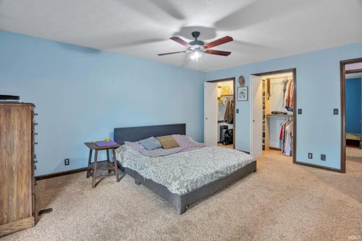 Picture of Home For Sale in Bloomington, Indiana, United States