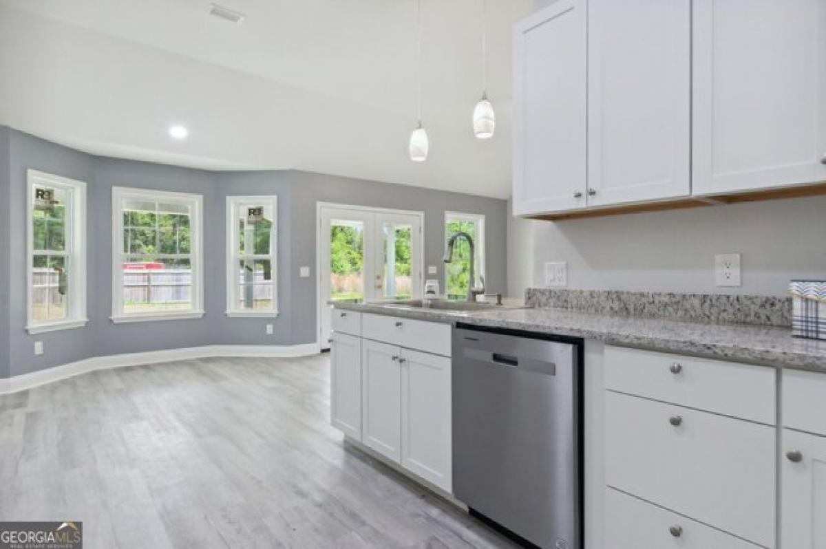 Picture of Home For Sale in Saint Marys, Georgia, United States