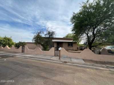 Home For Sale in Buckeye, Arizona