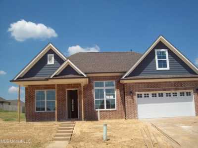 Home For Sale in Olive Branch, Mississippi