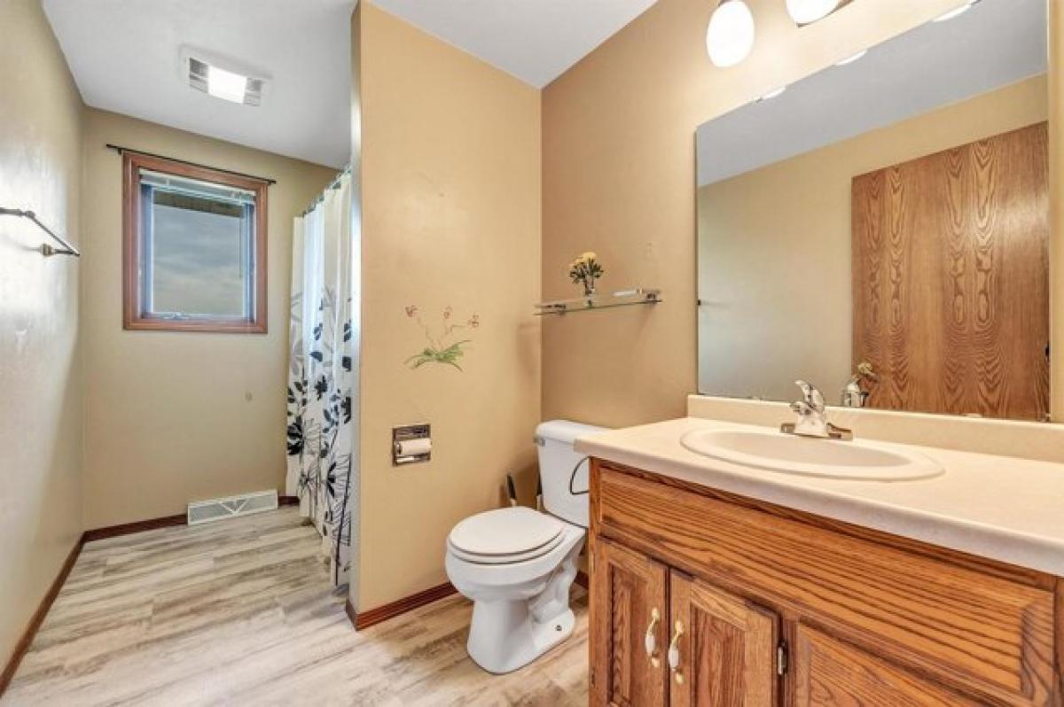 Picture of Home For Sale in Green Bay, Wisconsin, United States