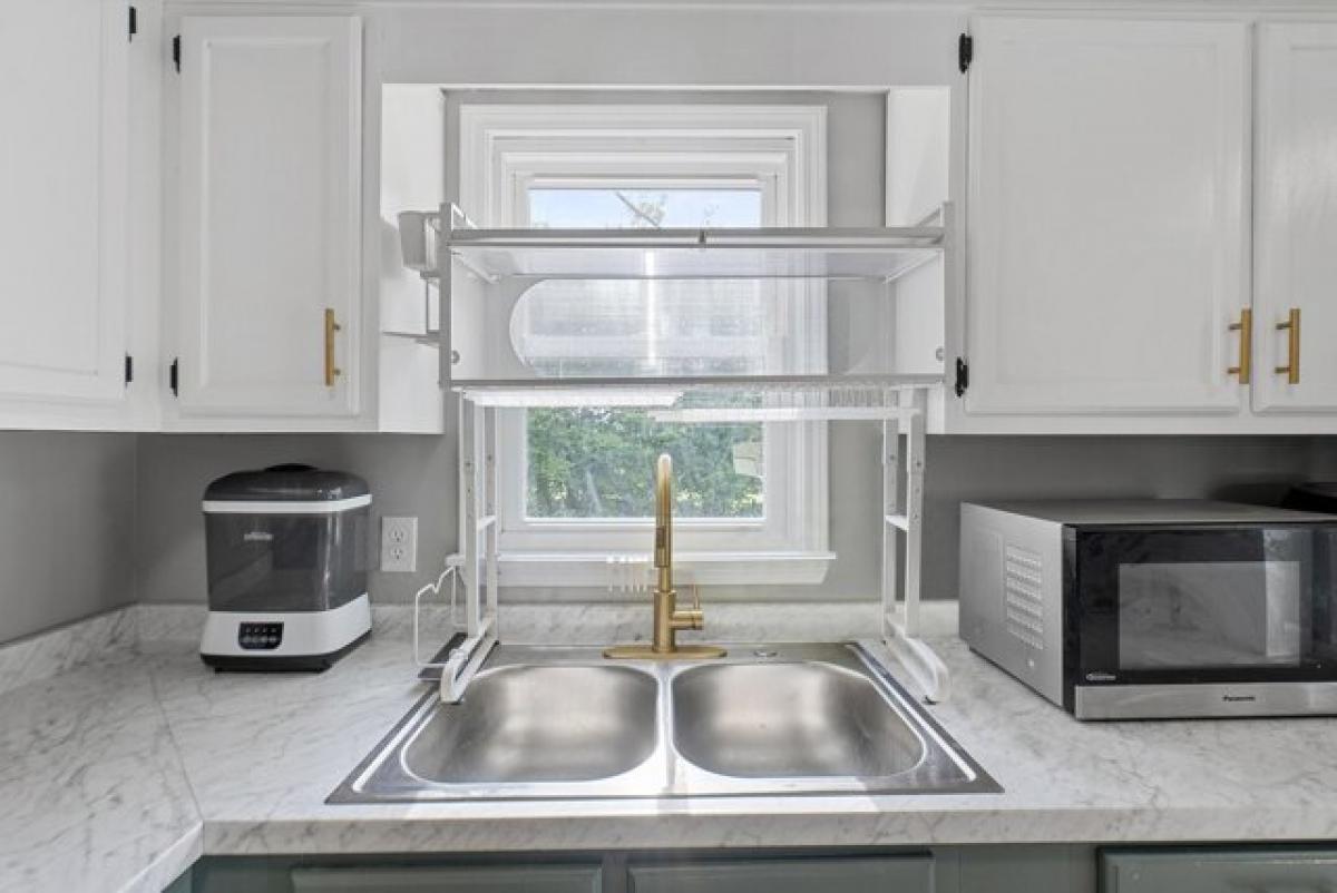 Picture of Home For Sale in Richmond, Kentucky, United States