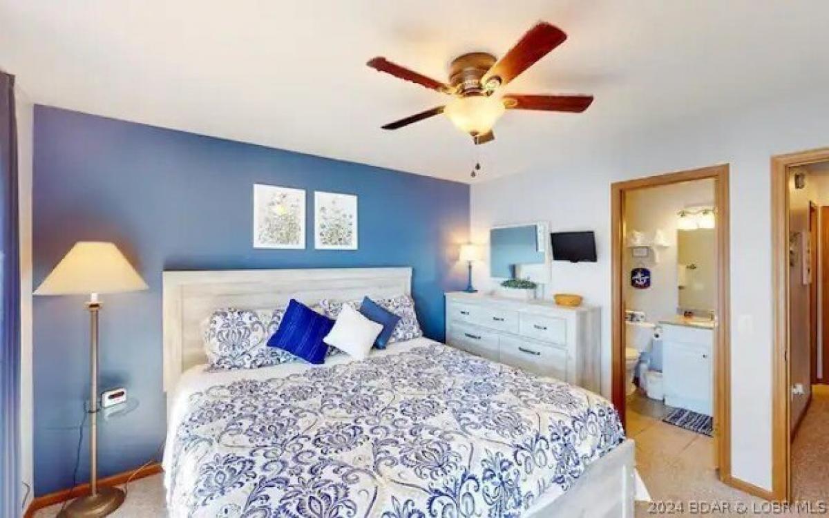 Picture of Home For Sale in Osage Beach, Missouri, United States