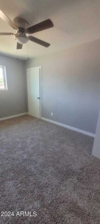 Home For Sale in Glendale, Arizona