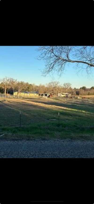 Home For Sale in Athens, Texas