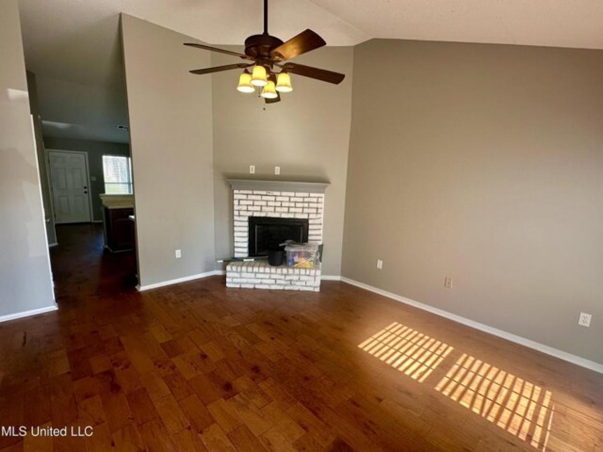 Picture of Home For Sale in Southaven, Mississippi, United States