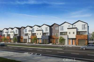 Home For Sale in Anaheim, California