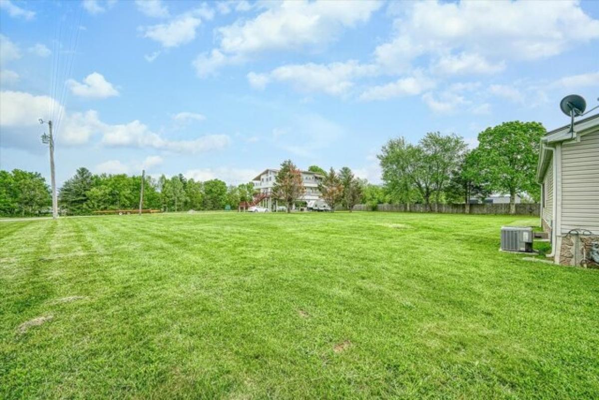 Picture of Home For Sale in Crossville, Tennessee, United States