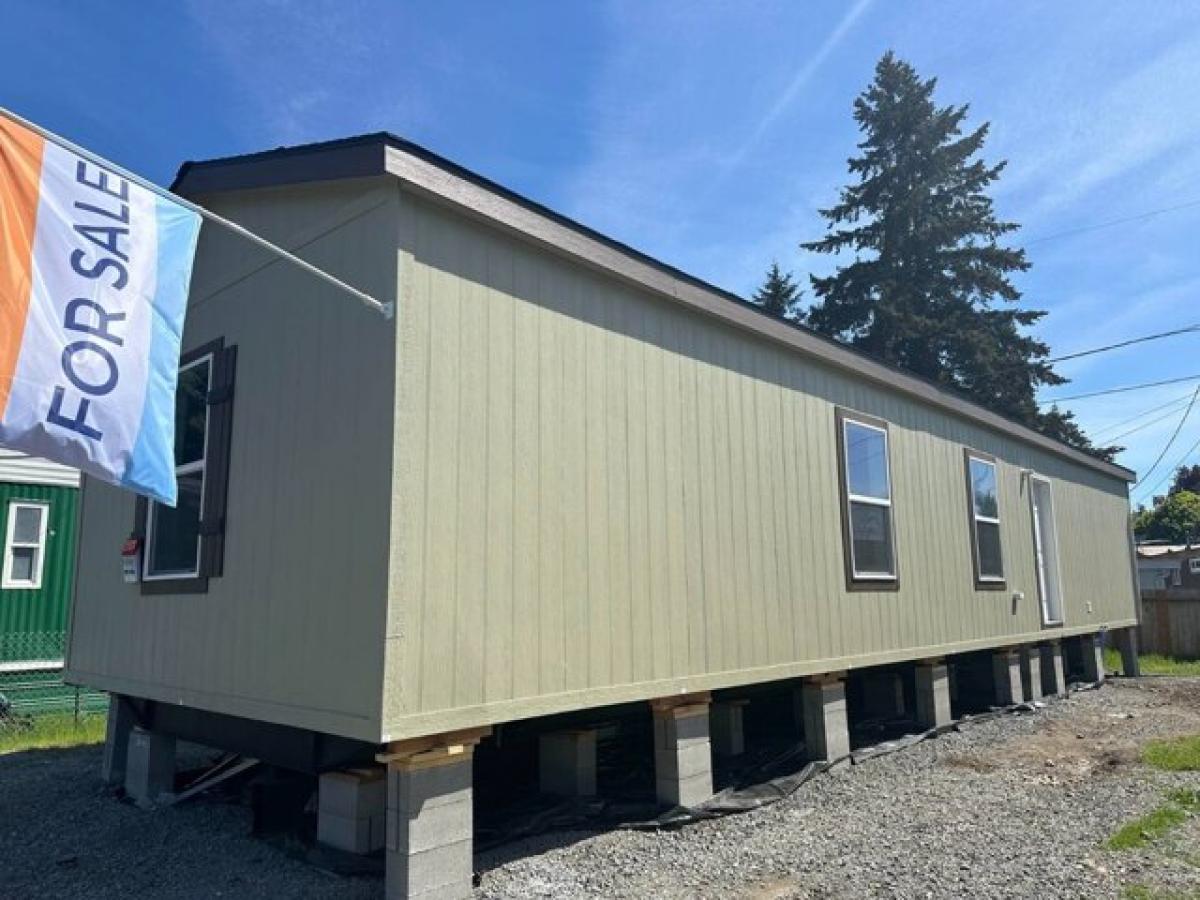 Picture of Home For Sale in Auburn, Washington, United States