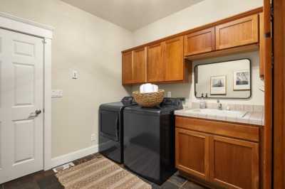 Home For Sale in Bainbridge Island, Washington