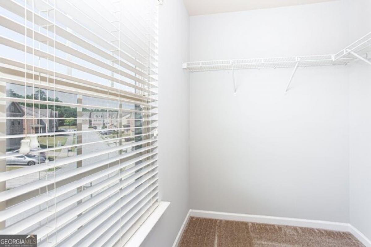 Picture of Home For Sale in Buford, Georgia, United States