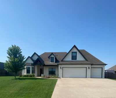 Home For Sale in Broken Arrow, Oklahoma