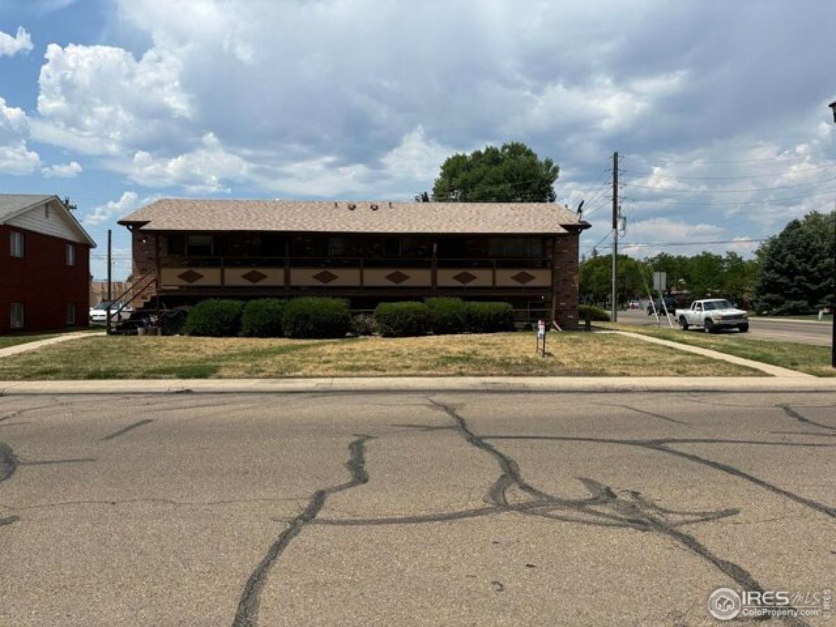 Picture of Home For Sale in Longmont, Colorado, United States