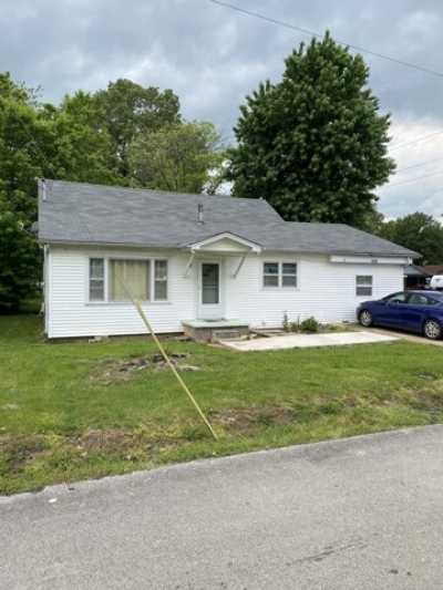 Home For Sale in Poplar Bluff, Missouri