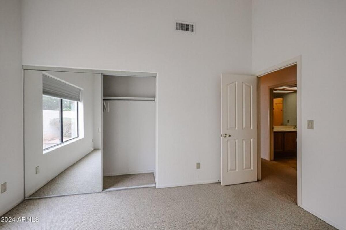 Picture of Home For Sale in Glendale, Arizona, United States