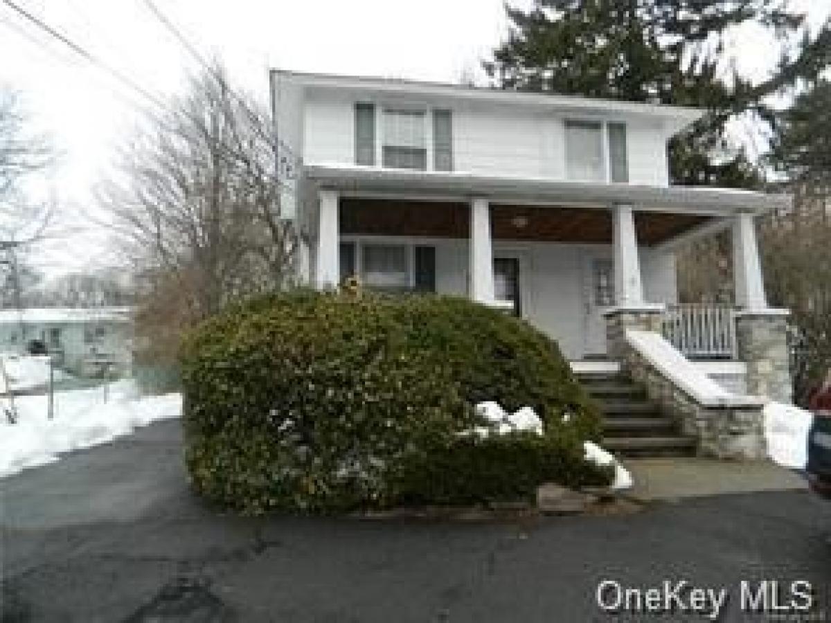 Picture of Home For Sale in Newburgh, New York, United States