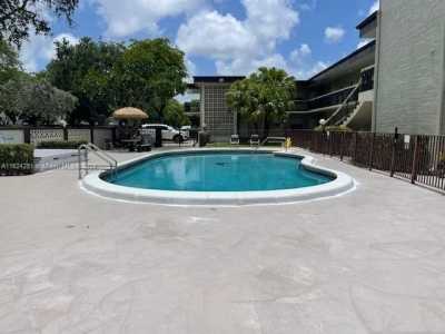 Apartment For Rent in Hollywood, Florida