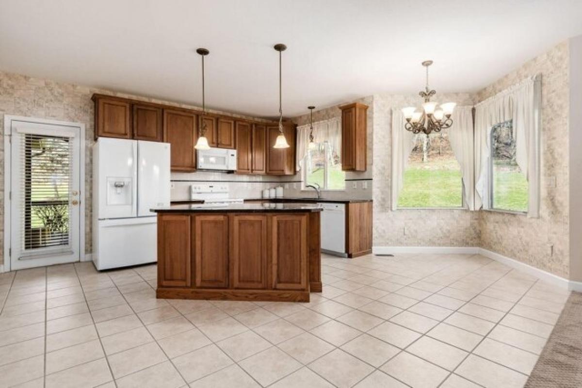 Picture of Home For Sale in Newark, Ohio, United States