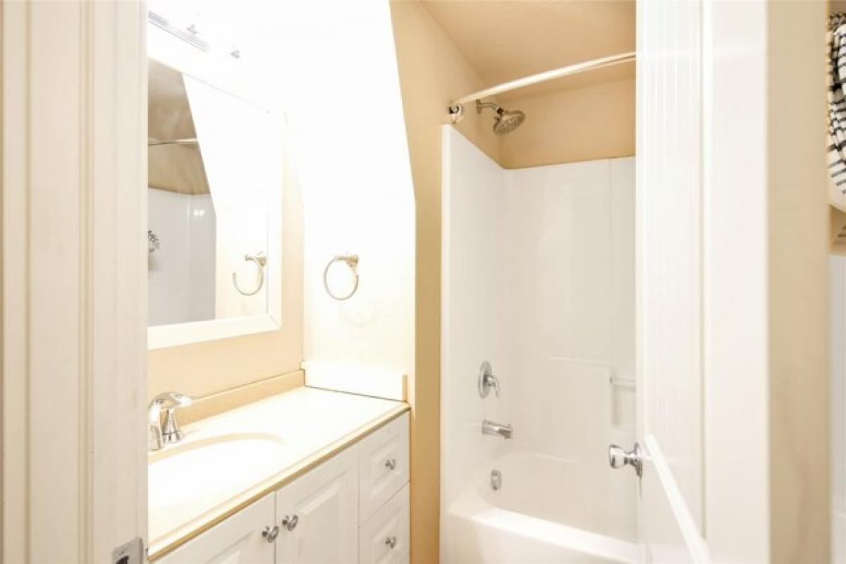 Picture of Home For Sale in Missoula, Montana, United States