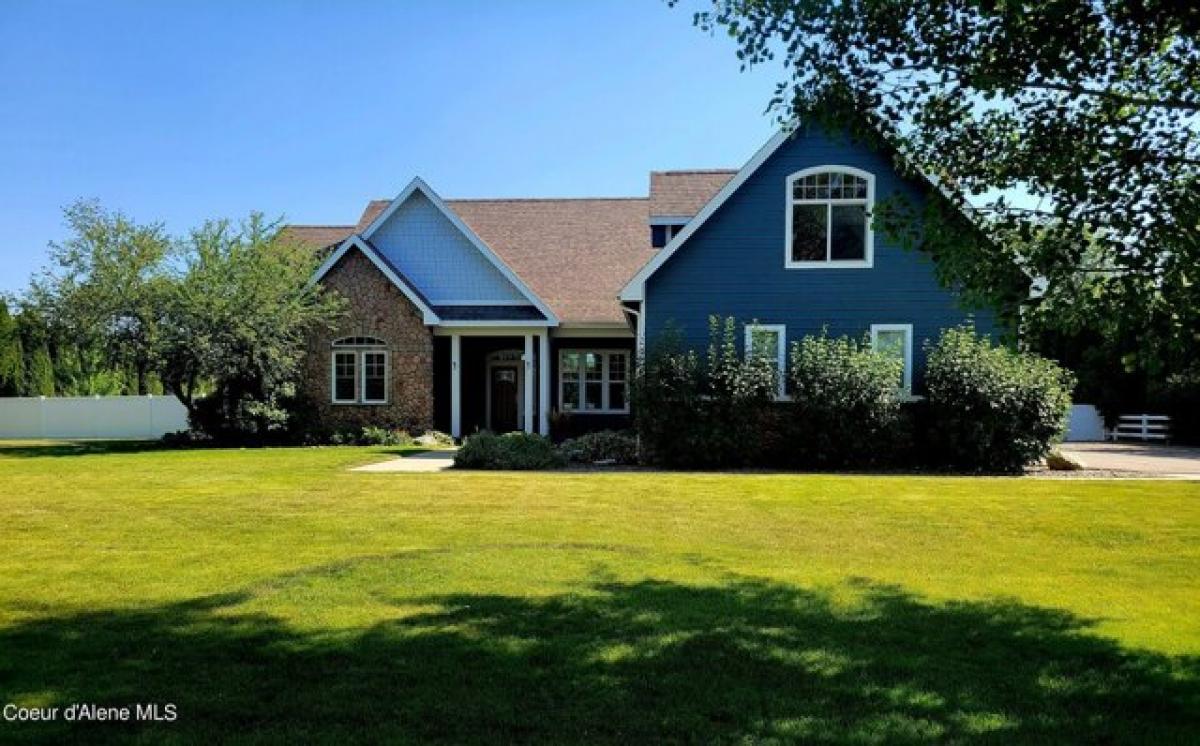 Picture of Home For Sale in Post Falls, Idaho, United States