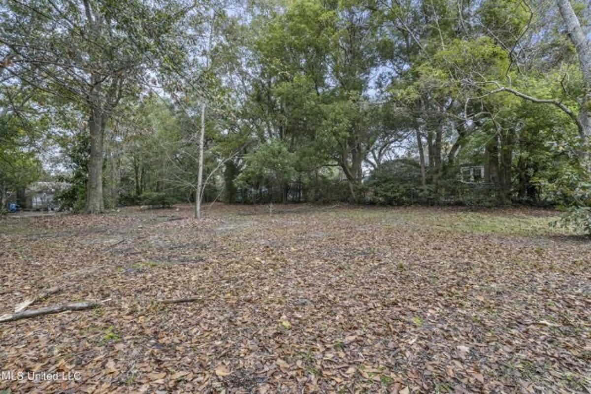 Picture of Home For Sale in Gulfport, Mississippi, United States