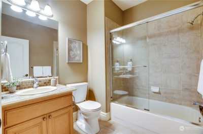 Home For Sale in Gig Harbor, Washington