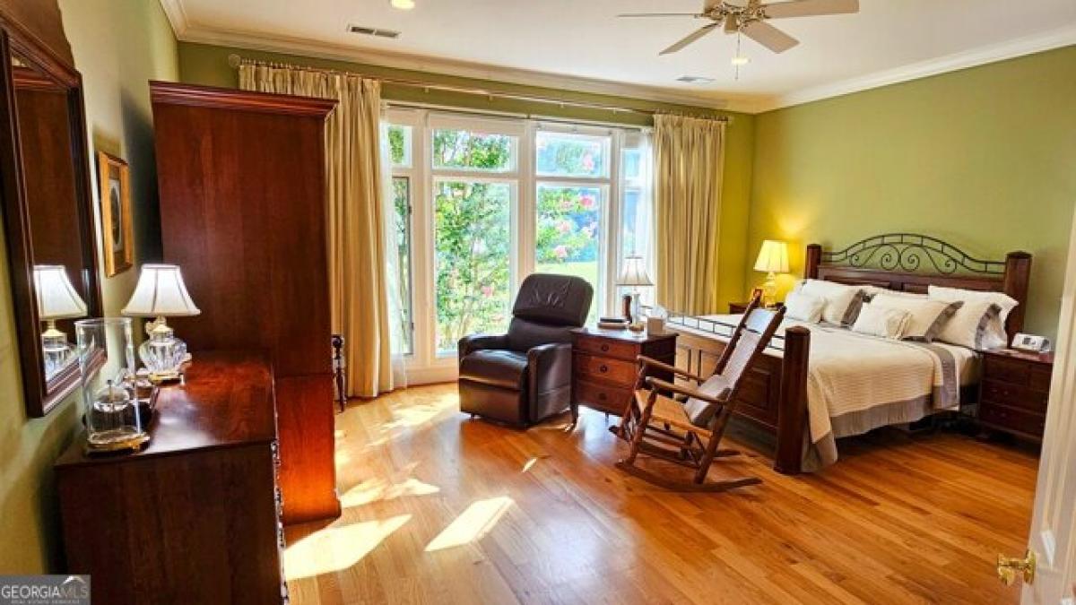 Picture of Home For Sale in Chickamauga, Georgia, United States