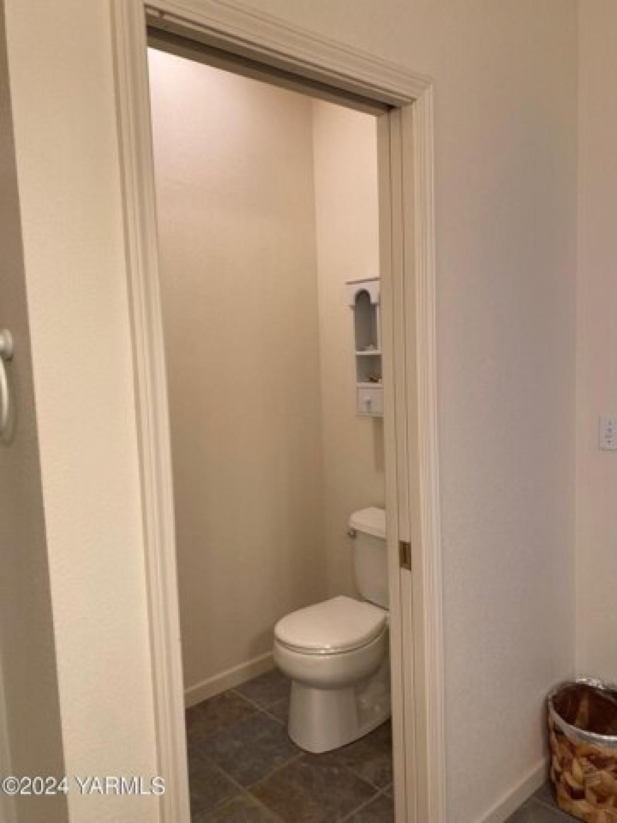 Picture of Home For Sale in Yakima, Washington, United States