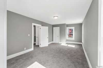 Home For Sale in Syracuse, New York