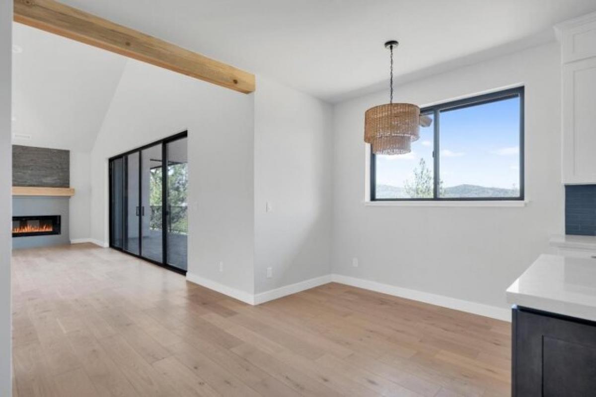 Picture of Home For Sale in Auburn, California, United States