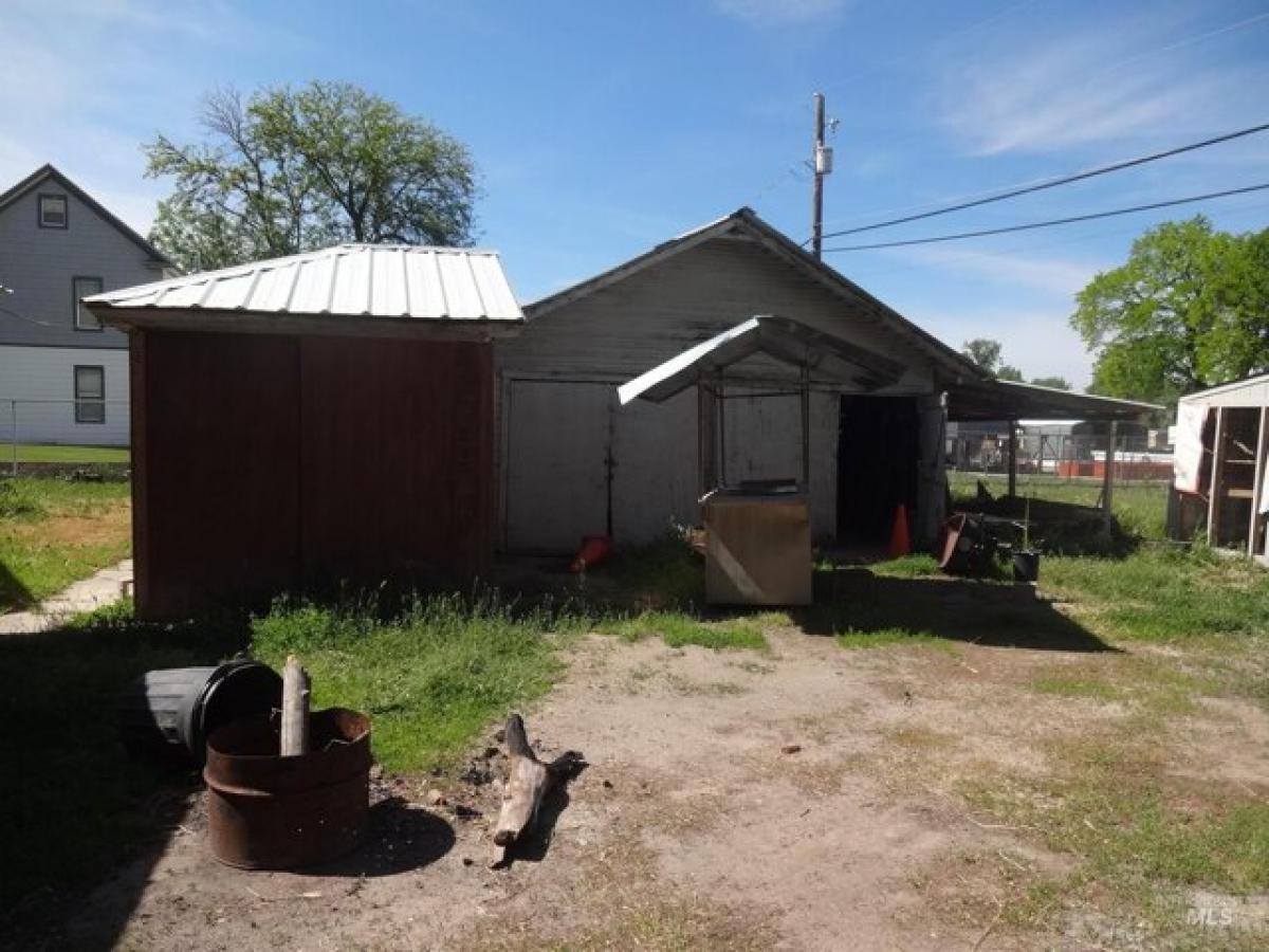 Picture of Home For Sale in Caldwell, Idaho, United States