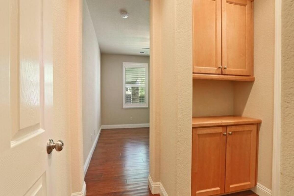 Picture of Home For Sale in Rocklin, California, United States