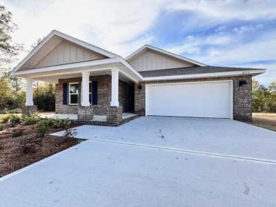 Home For Sale in Crestview, Florida