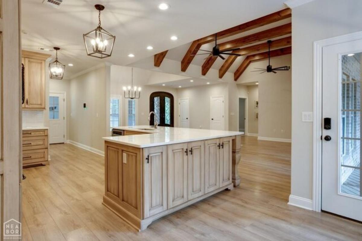 Picture of Home For Sale in Jonesboro, Arkansas, United States