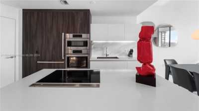 Apartment For Rent in Miami, Florida