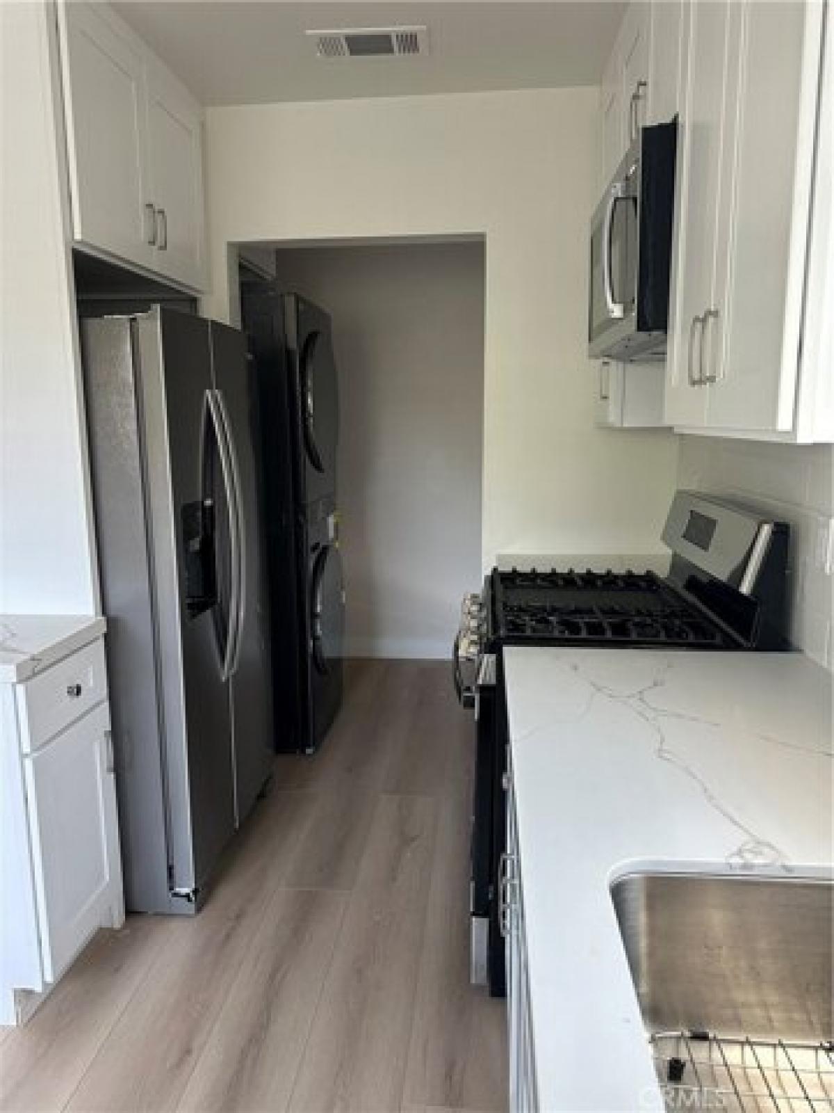 Picture of Home For Sale in Culver City, California, United States