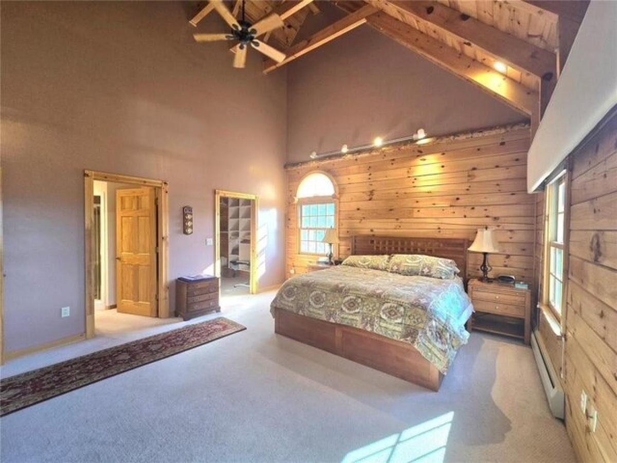 Picture of Home For Sale in Silverthorne, Colorado, United States