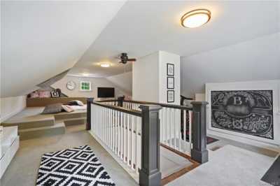 Home For Sale in Bedford, New York