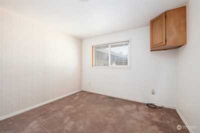 Home For Sale in Ocean Shores, Washington