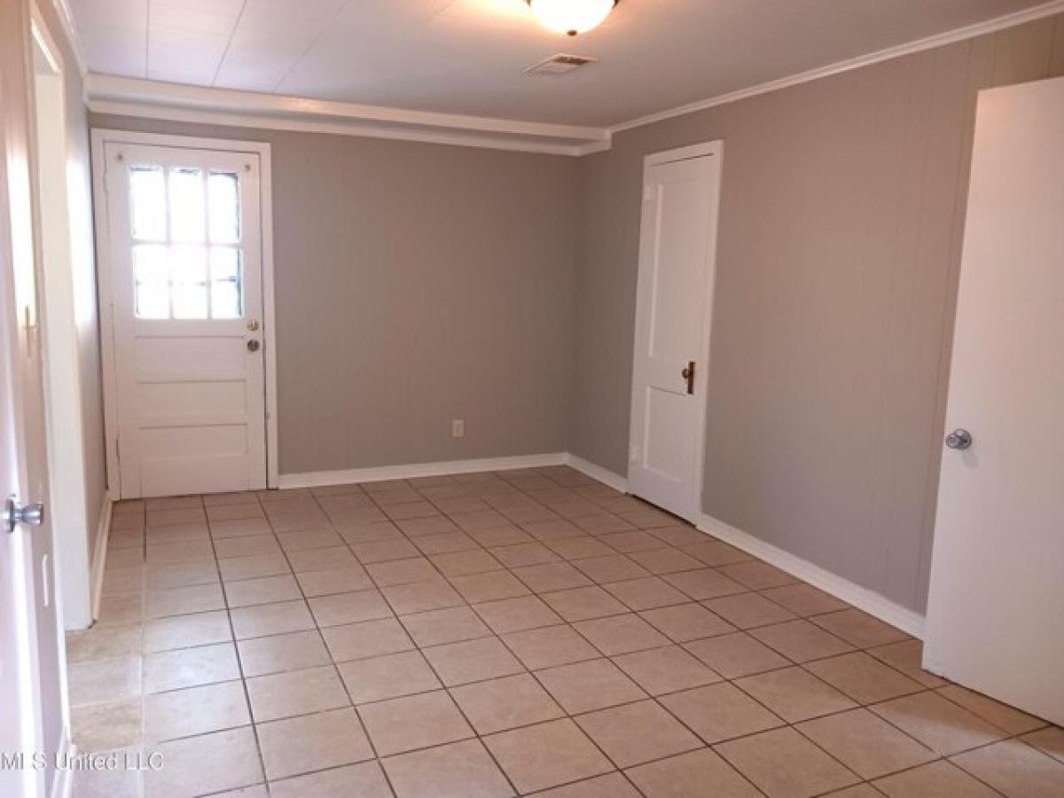 Picture of Home For Sale in Biloxi, Mississippi, United States