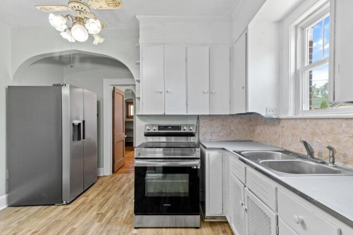 Picture of Home For Sale in Roanoke, Virginia, United States