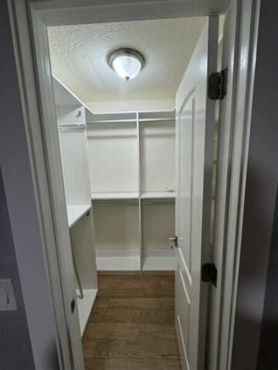 Home For Sale in Oakland Park, Florida