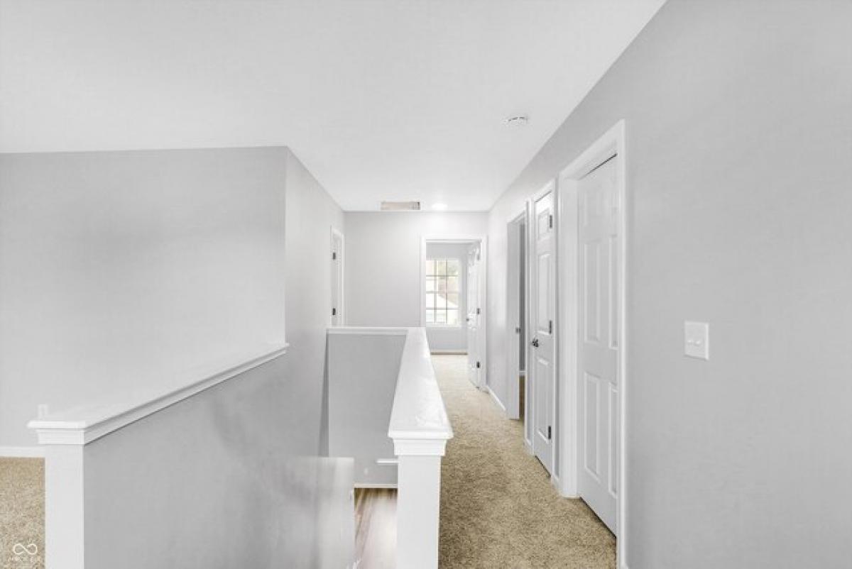 Picture of Home For Sale in Greenwood, Indiana, United States