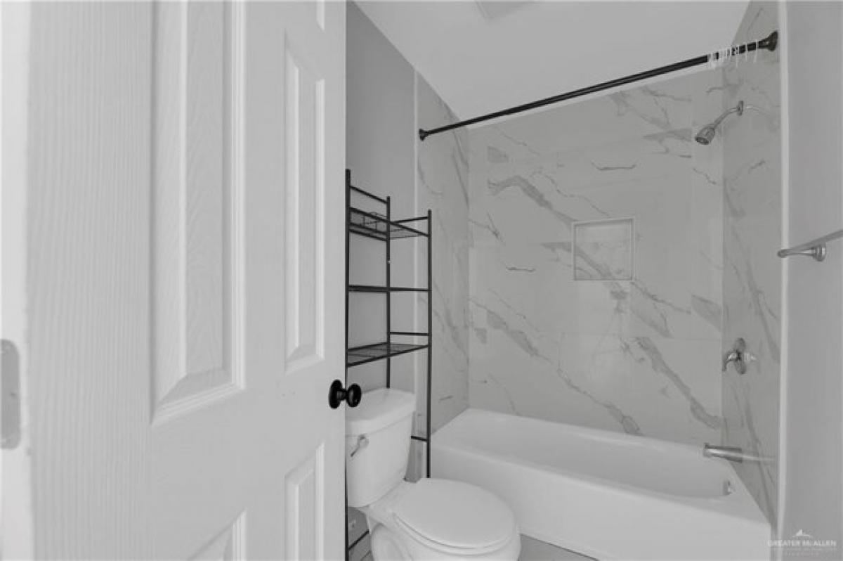 Picture of Home For Sale in Edinburg, Texas, United States