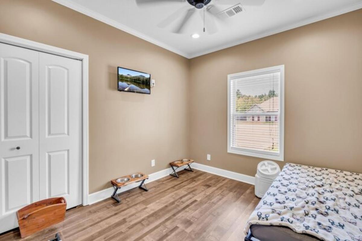 Picture of Home For Sale in Columbus, Mississippi, United States